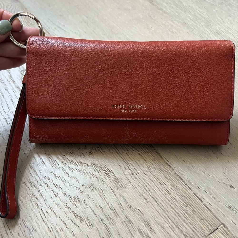 Henri Bendel New York Uptown Out and About Organizer Wallet